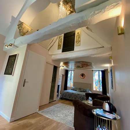 Pensión Le Clos De La Chapelle 3*