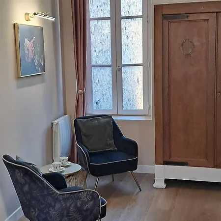 Pensión Le Clos De La Chapelle 3*