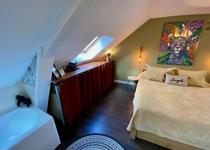 בית הארחה Le Clos De La Chapelle באיו