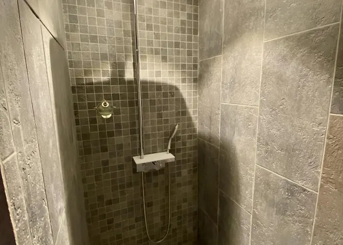 Le Clos De La Chapelle בית הארחה