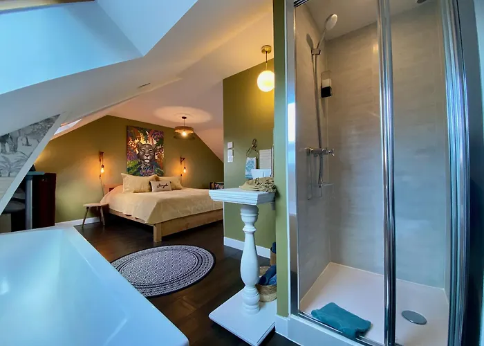 Le Clos De La Chapelle בית הארחה באיו