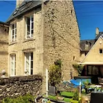 Le Clos De La Chapelle Guest house