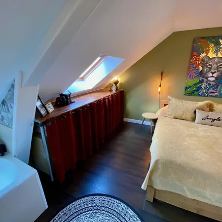 بيت ضيافة Le Clos De La Chapelle بايو